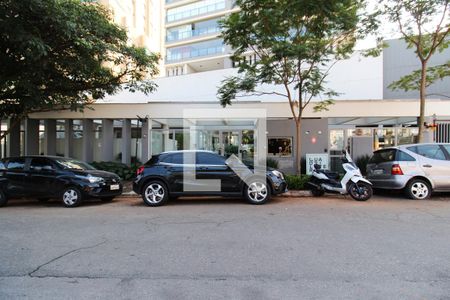 Apartamento à venda com 101m², 2 quartos e 3 vagasFachada