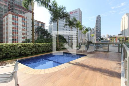 Apartamento à venda com 101m², 2 quartos e 3 vagasÁrea comum - Piscina