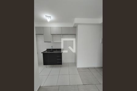 Apartamento para alugar com 45m², 2 quartos e 1 vaga Apartamento para alugar com 45m², 2 quartos e 1 vagaCozinha - Armários