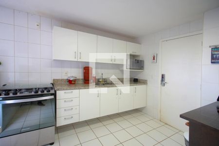 Apartamento à venda com 161m², 4 quartos e 3 vagasCozinha