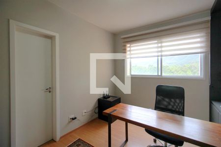 Apartamento à venda com 161m², 4 quartos e 3 vagasSemi suite 1