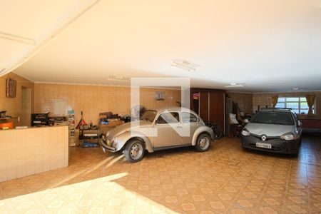 Casa à venda com 220m², 3 quartos e 5 vagasGaragem