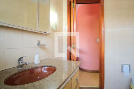 Casa à venda com 220m², 3 quartos e 5 vagasBanheiro da Suíte