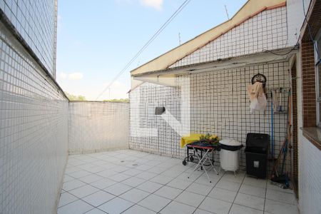 Casa à venda com 220m², 3 quartos e 5 vagasQuintal