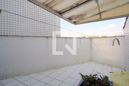 Casa à venda com 220m², 3 quartos e 5 vagasQuintal