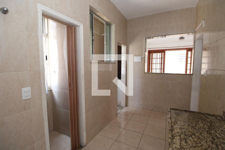 Apartamento para alugar com 80m², 3 quartos e sem vagaCozinha