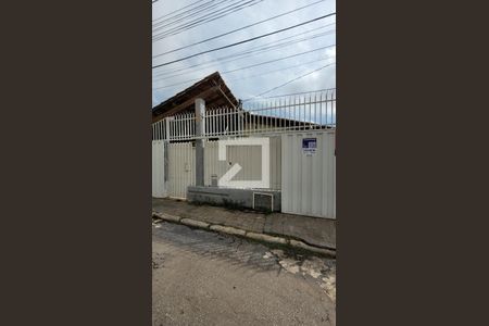 Casa à venda com 150m², 3 quartos e 2 vagasPlaquinha instalada