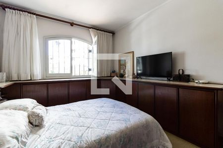 Casa à venda com 200m², 3 quartos e 2 vagas Casa à venda com 200m², 3 quartos e 2 vagasSuíte