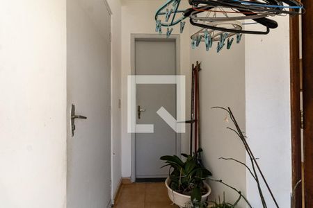 Casa à venda com 200m², 3 quartos e 2 vagas Casa à venda com 200m², 3 quartos e 2 vagasÁrea de Serviço