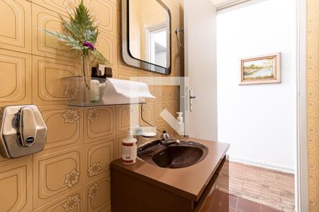 Casa à venda com 200m², 3 quartos e 2 vagas Casa à venda com 200m², 3 quartos e 2 vagasLavabo