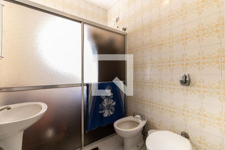 Casa à venda com 200m², 3 quartos e 2 vagas Casa à venda com 200m², 3 quartos e 2 vagasBanheiro da Suíte