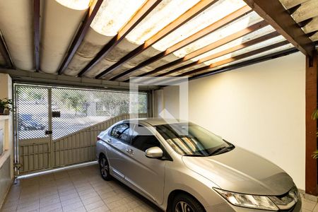 Casa à venda com 200m², 3 quartos e 2 vagas Casa à venda com 200m², 3 quartos e 2 vagasGaragem