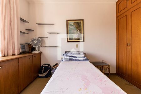 Casa à venda com 200m², 3 quartos e 2 vagas Casa à venda com 200m², 3 quartos e 2 vagasQuarto 3