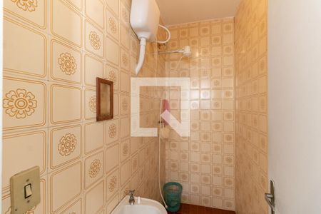 Casa à venda com 200m², 3 quartos e 2 vagas Casa à venda com 200m², 3 quartos e 2 vagasBanheiro de Serviço