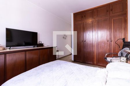 Casa à venda com 200m², 3 quartos e 2 vagas Casa à venda com 200m², 3 quartos e 2 vagasSuíte