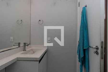 Banheiro de apartamento para alugar com 2 quartos, 41m² em Vila Guilherme, São Paulo