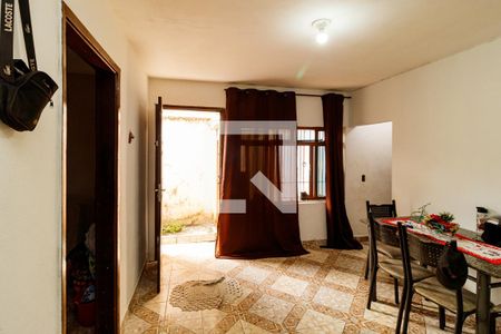 Sala de casa à venda com 3 quartos, 78m² em Parque Edu Chaves, São Paulo