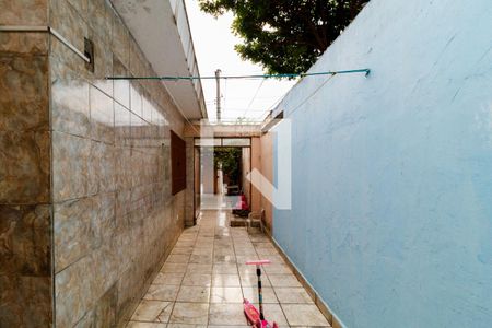 Casa à venda com 78m², 3 quartos e 2 vagasÁrea externa