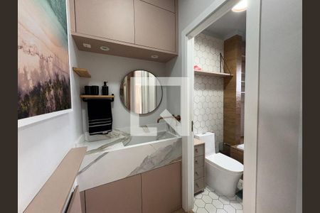 Apartamento para alugar com 80m², 2 quartos e 1 vaga Apartamento para alugar com 80m², 2 quartos e 1 vagaBanheiro da Suíte