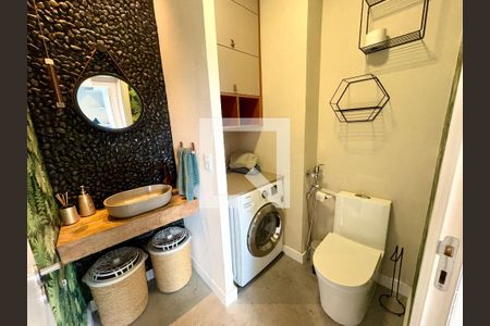 Apartamento para alugar com 80m², 2 quartos e 1 vaga Apartamento para alugar com 80m², 2 quartos e 1 vagaÁrea de Serviço e Lavabo