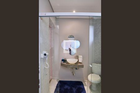 Casa à venda com 274m², 6 quartos e 1 vaga Casa à venda com 274m², 6 quartos e 1 vagaBanheiro/Suíte 3