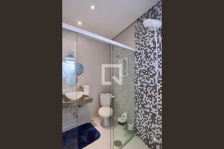 Casa à venda com 274m², 6 quartos e 1 vaga Casa à venda com 274m², 6 quartos e 1 vagaBanheiro/Suíte 3