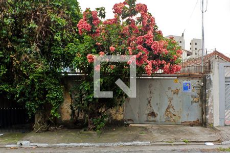 Casa à venda com 108m², 3 quartos e 3 vagas Casa à venda com 108m², 3 quartos e 3 vagasFachada + placa