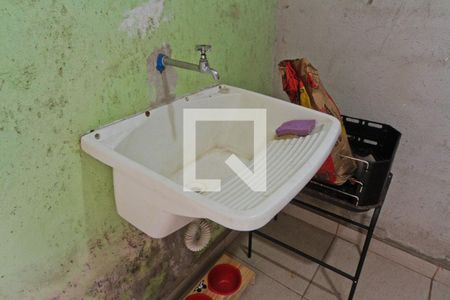 Casa à venda com 108m², 3 quartos e 3 vagas Casa à venda com 108m², 3 quartos e 3 vagasÁrea de Serviço