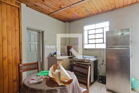 Casa à venda com 108m², 3 quartos e 3 vagas Casa à venda com 108m², 3 quartos e 3 vagasEdícula