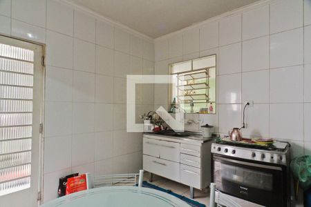 Casa à venda com 108m², 3 quartos e 3 vagas Casa à venda com 108m², 3 quartos e 3 vagasCozinha