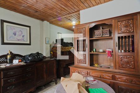 Casa à venda com 108m², 3 quartos e 3 vagas Casa à venda com 108m², 3 quartos e 3 vagasEdícula