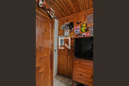 Casa à venda com 108m², 3 quartos e 3 vagas Casa à venda com 108m², 3 quartos e 3 vagasEdícula - quarto 1