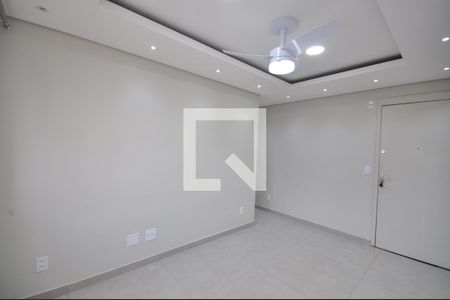 Sala de apartamento para alugar com 2 quartos, 54m² em Jardim Modelo, São Paulo