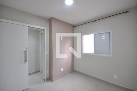Quarto 1 de apartamento para alugar com 2 quartos, 54m² em Jardim Modelo, São Paulo