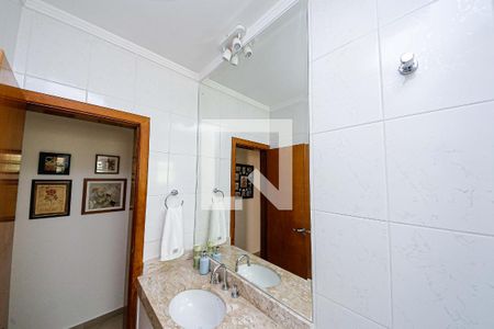 Casa à venda com 180m², 3 quartos e 4 vagasBanheiro