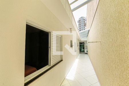 Casa à venda com 180m², 3 quartos e 4 vagasCorredor