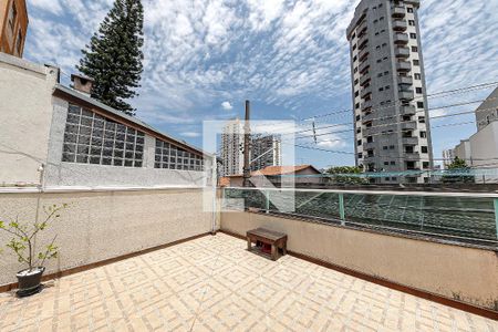 Casa à venda com 180m², 3 quartos e 4 vagasTerraço