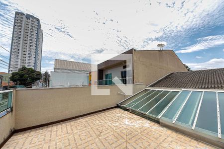 Casa à venda com 180m², 3 quartos e 4 vagasTerraço