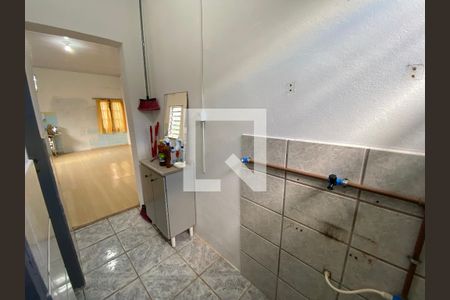 Casa à venda com 250m², 4 quartos e 2 vagas Casa à venda com 250m², 4 quartos e 2 vagasÁrea de Serviço 2