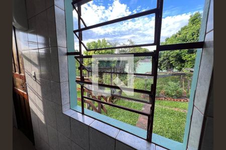 Casa à venda com 250m², 4 quartos e 2 vagas Casa à venda com 250m², 4 quartos e 2 vagasVista da área de serviço