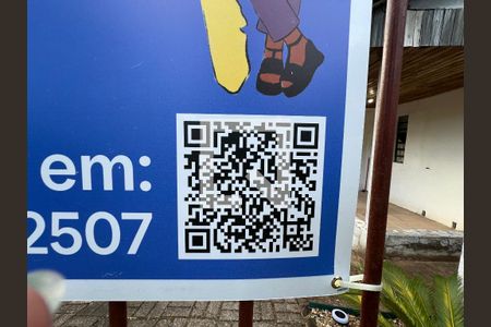 Casa à venda com 250m², 4 quartos e 2 vagas Casa à venda com 250m², 4 quartos e 2 vagasPlaca