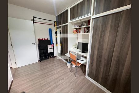 Casa à venda com 250m², 4 quartos e 2 vagas Casa à venda com 250m², 4 quartos e 2 vagasQuarto 1