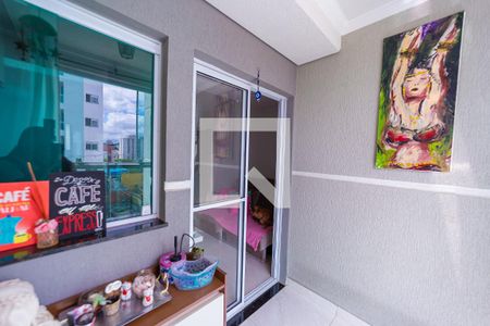 Sacada/Sala de apartamento para alugar com 2 quartos, 45m² em Vila Talarico, São Paulo