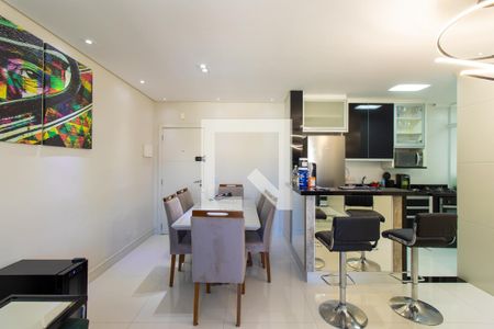 Sala de apartamento para alugar com 2 quartos, 56m² em Jardim Barbacena, Cotia