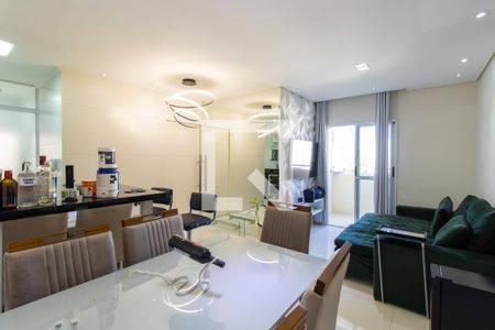 Sala de apartamento para alugar com 2 quartos, 56m² em Jardim Barbacena, Cotia