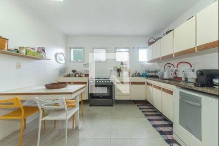 Apartamento à venda com 168m², 4 quartos e 2 vagasCozinha