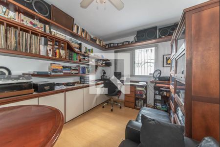 Apartamento à venda com 168m², 4 quartos e 2 vagasQuarto 1