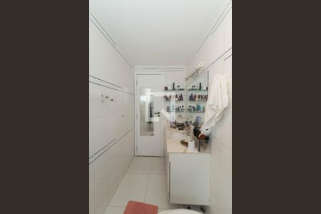 Apartamento à venda com 168m², 4 quartos e 2 vagasBanheiro Social