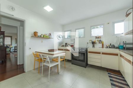 Apartamento à venda com 168m², 4 quartos e 2 vagasCozinha