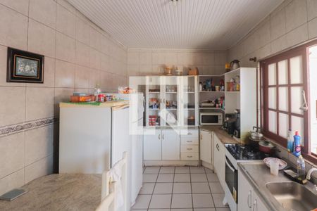 Casa à venda com 205m², 3 quartos e 2 vagasCozinha